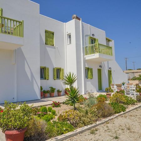 Zeras Apartments Adámasz Kültér fotó