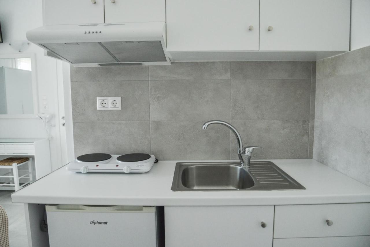 Zeras Apartments Adámasz Kültér fotó