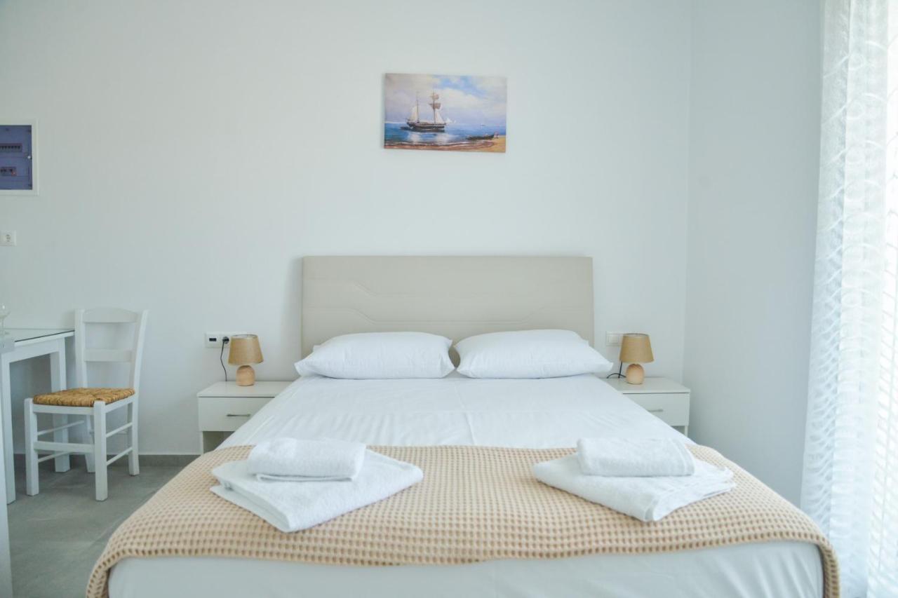 Zeras Apartments Adámasz Kültér fotó
