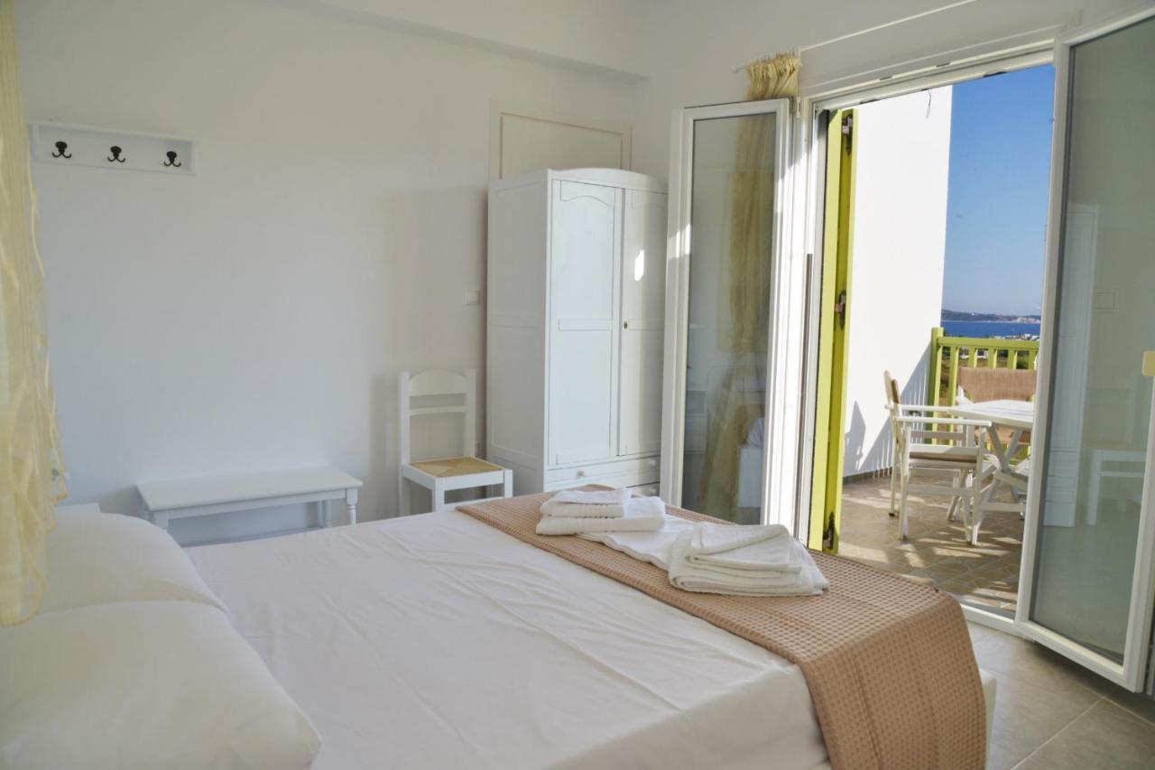 Zeras Apartments Adámasz Kültér fotó